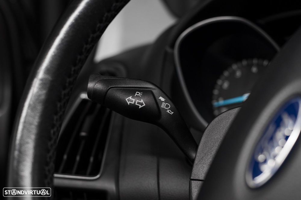 Ford Focus 1.0 EcoBoost S&S TITANIUM - 27