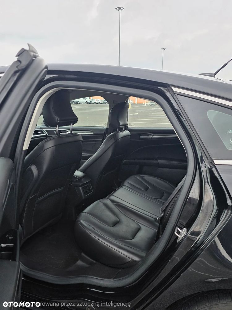 Ford Fusion 2.0 EcoBoost Titanium - 8