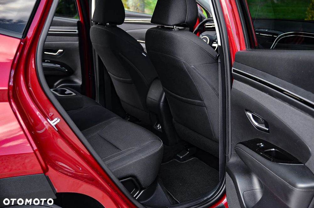 Hyundai Tucson 1.6 T-GDi 48V-Hybrid 4WD DCT Trend - 31