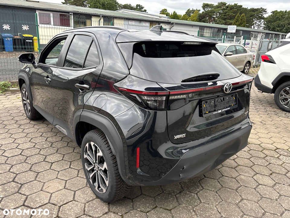 Toyota Yaris Cross 1.5 VVT-i Team Deutschland - 4