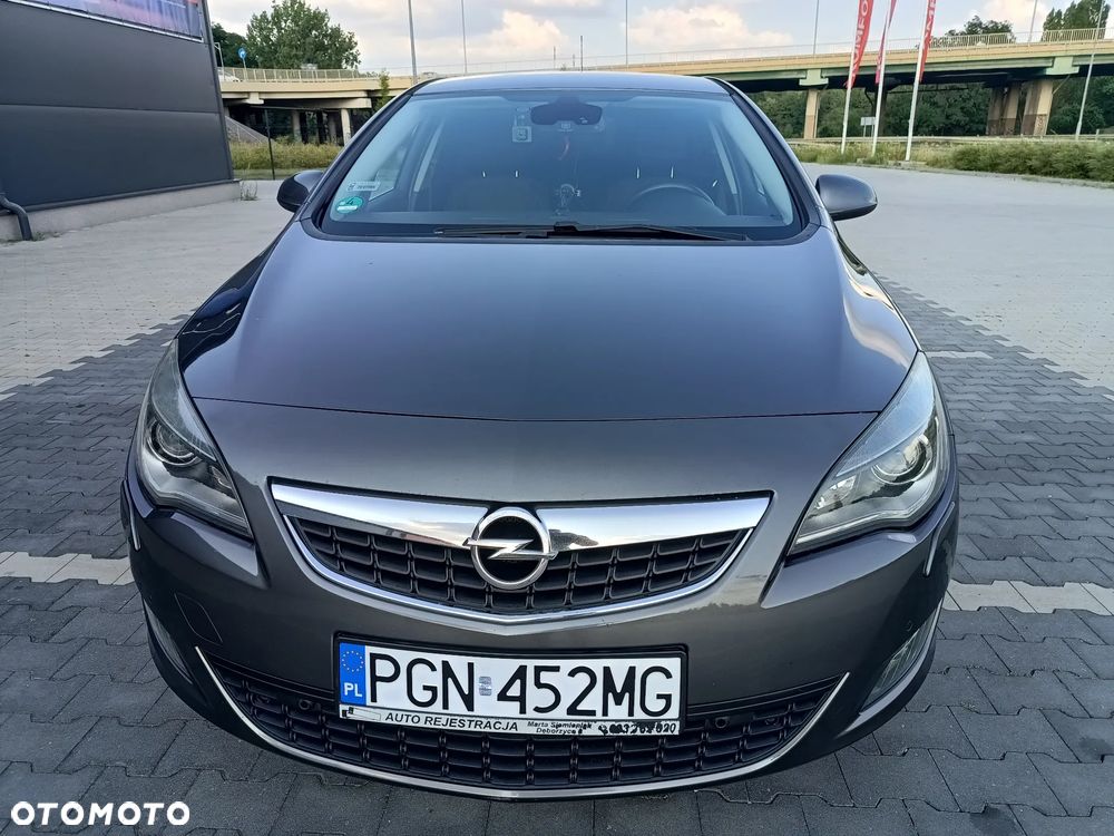 Opel Astra 1.6 T Sport - 4