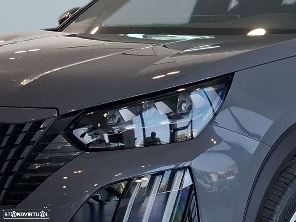 Peugeot 2008 1.2 Hybrid GT e-DCS6 - 3