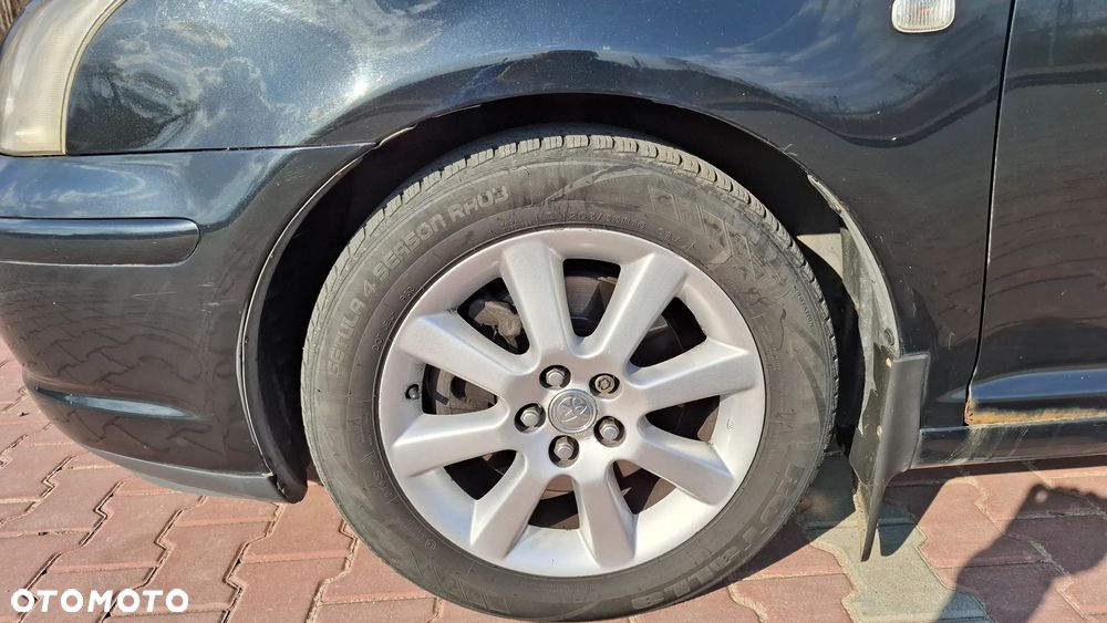 Toyota Avensis 2.0 VVT-i Sol - 19