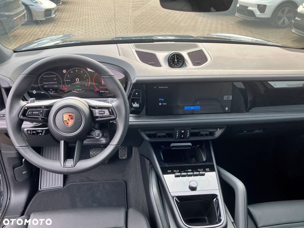 Porsche Cayenne - 22