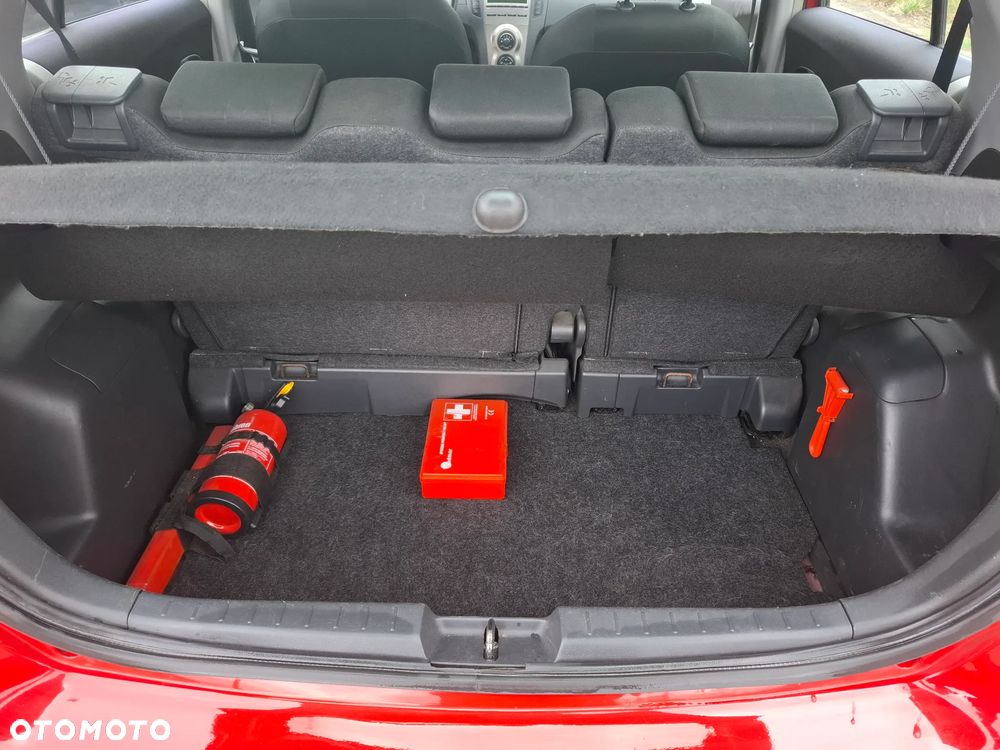 Toyota Yaris 1.33 Sol - 1