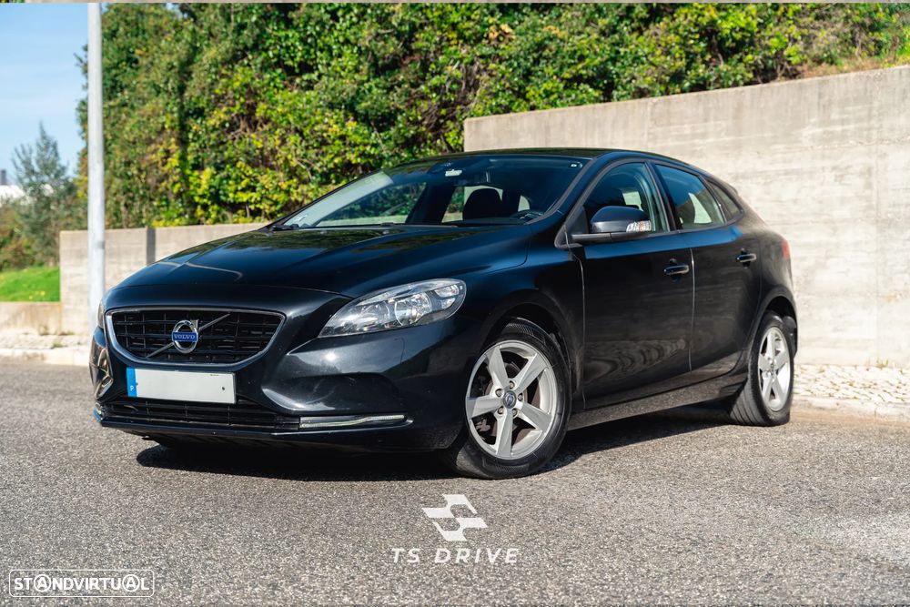 Volvo V40 1.6 D2 Momentum Eco - 1