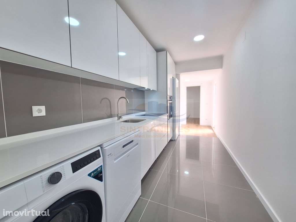 Apartamento com 3 quartos, com terraço, totalmente remodelado - Grande imagem: 5/29