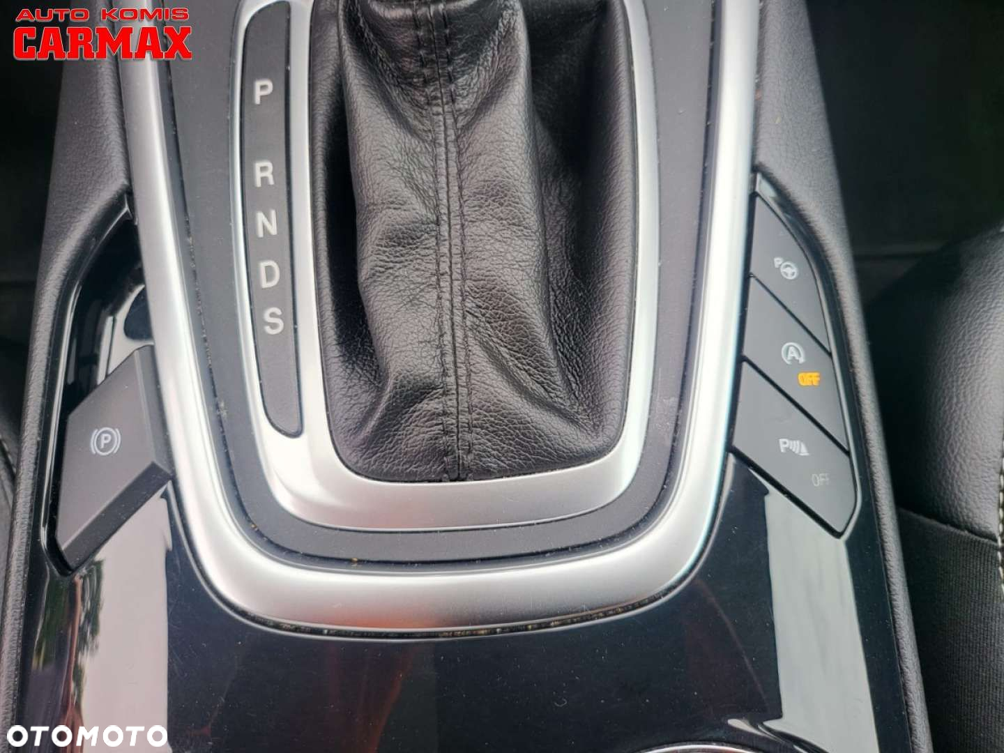 Ford S-Max - 23