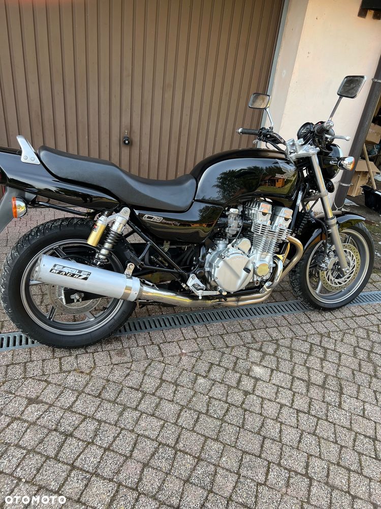 Honda CB - 3