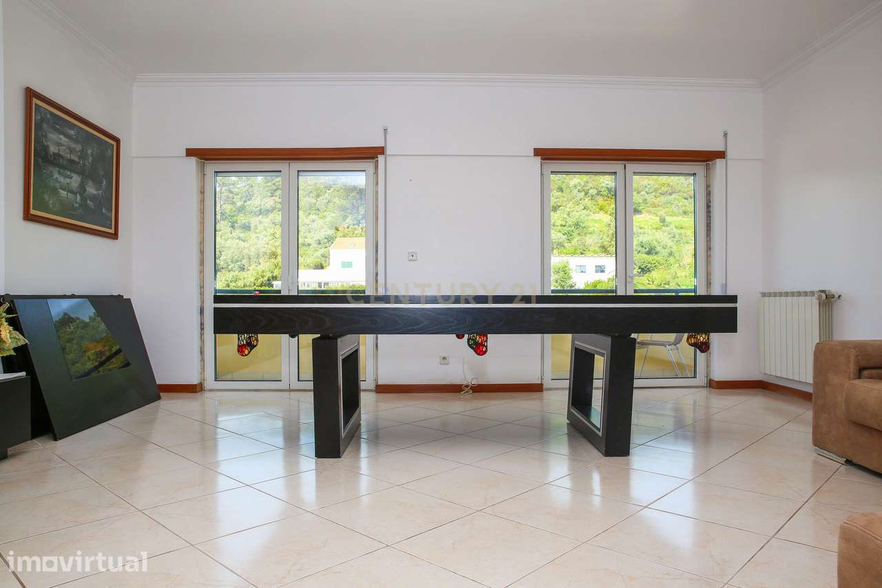 Apartamento T3 semi-novo a 20m de Lisboa com excelentes áreas e vista - Grande imagem: 2/33