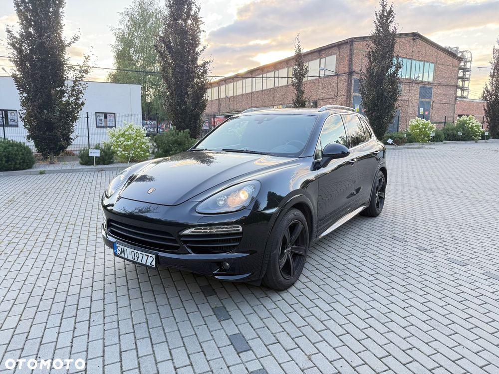 Porsche Cayenne - 2