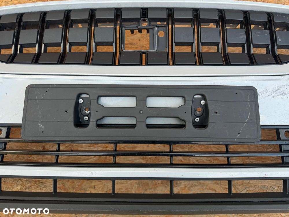 ZDERZAK PRZÓD PRZEDNI POLESTAR 2 II 6PDC KRATKA LEWA ŚRODKOWA GRILL 31690327 31663679 31663953 31698060 ORYGINAŁ - 8