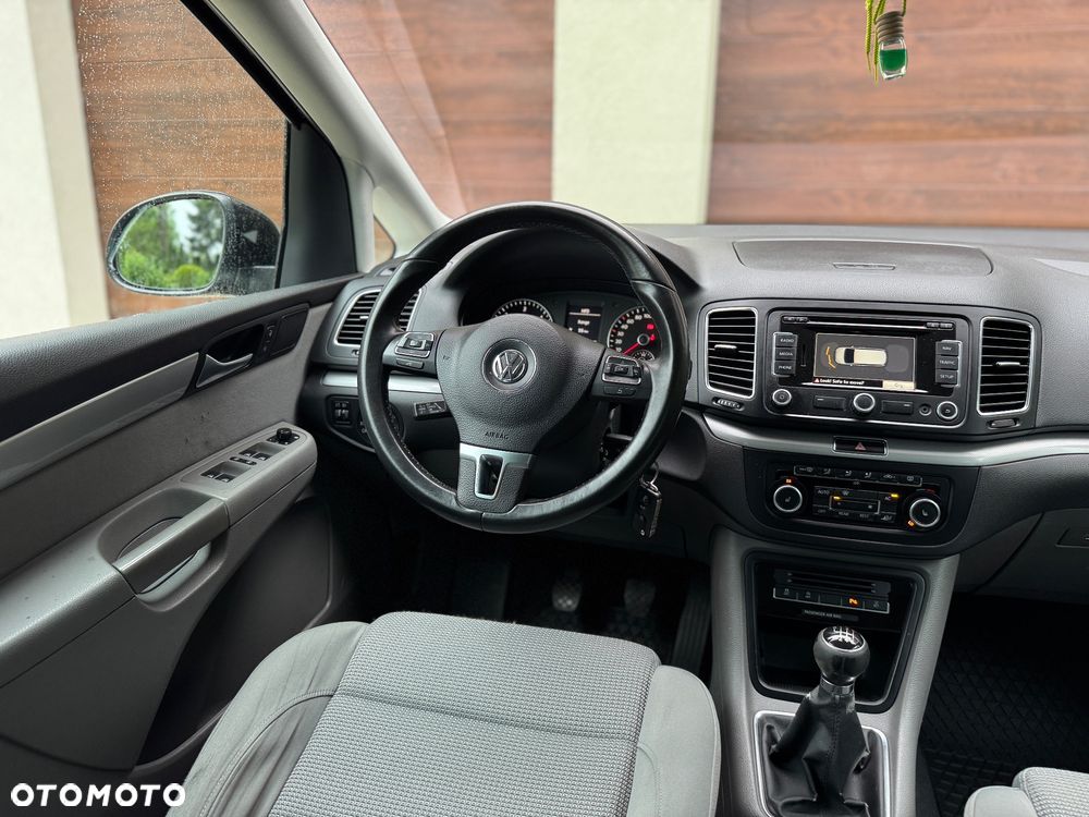 Volkswagen Sharan 2.0 TDI Comfortline - 25