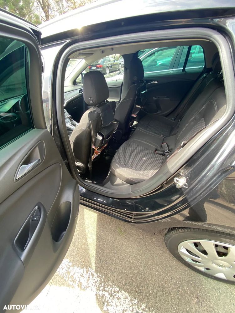 Opel Astra 1.6 D (CDTI DPF) Aut. Edition - 9