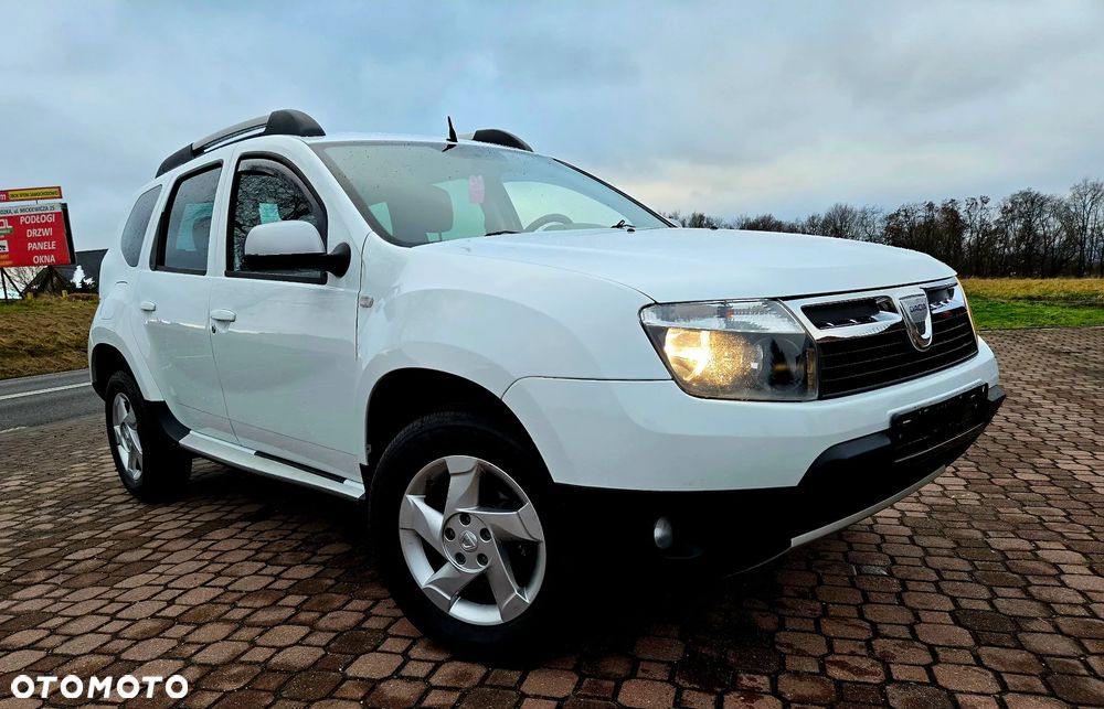 Dacia Duster 1.6 16V 4x4 Prestige - 3