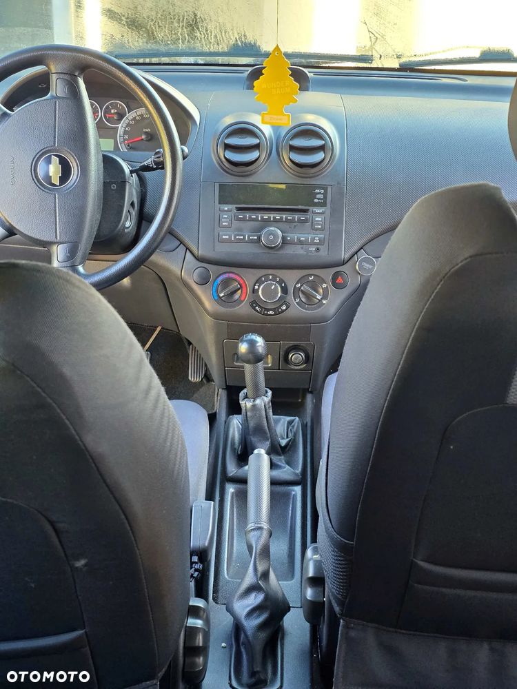 Chevrolet Aveo 1.2 LS - 8