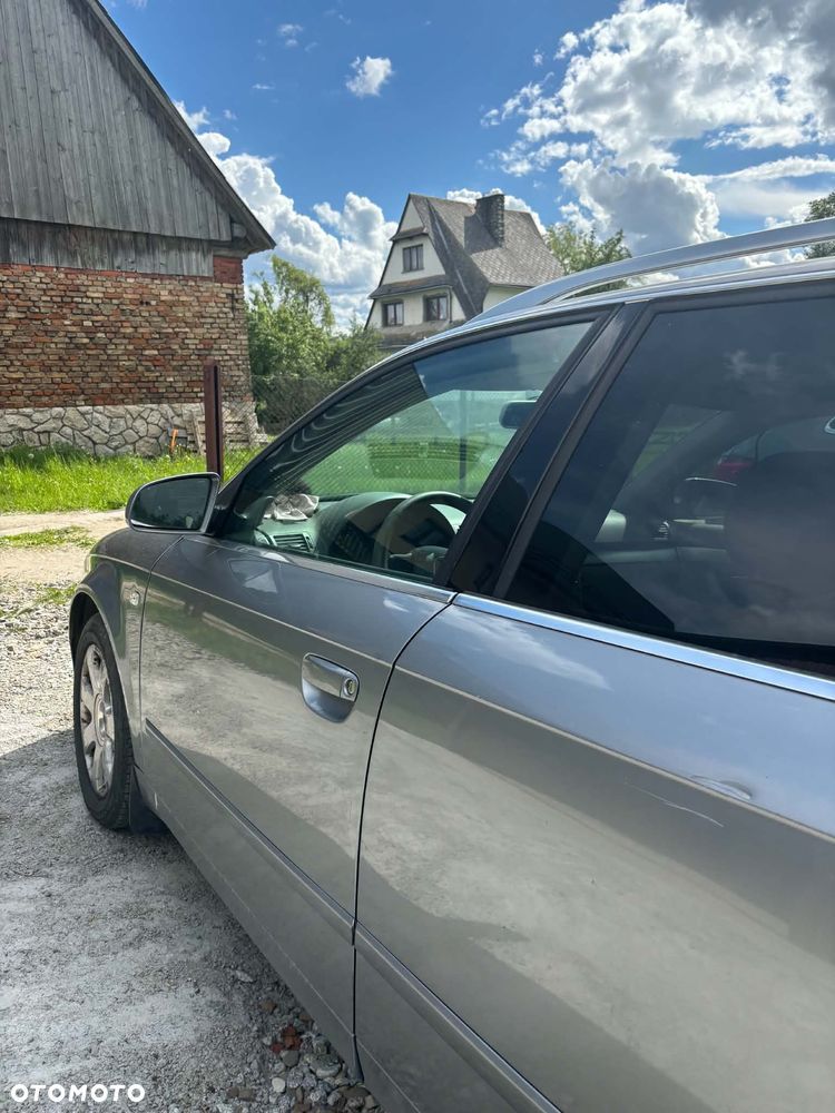 Audi A4 Avant - 9