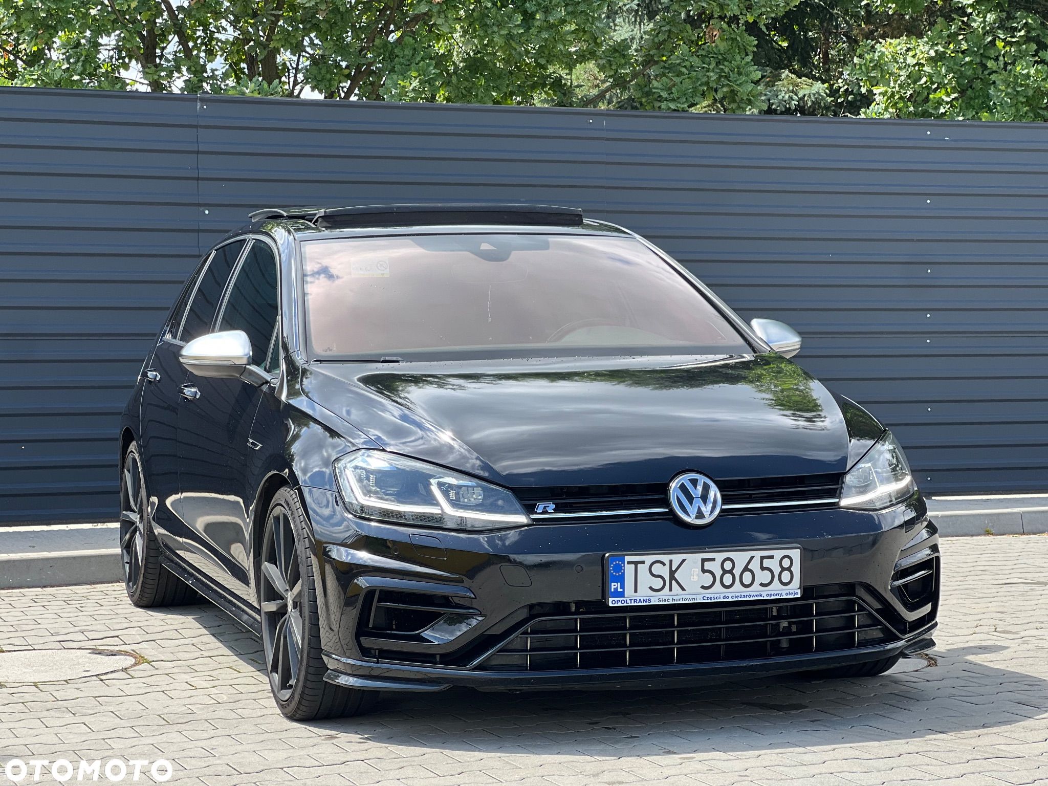 Volkswagen Golf VII 2.0 TSI BMT 4Mot R DSG - 1