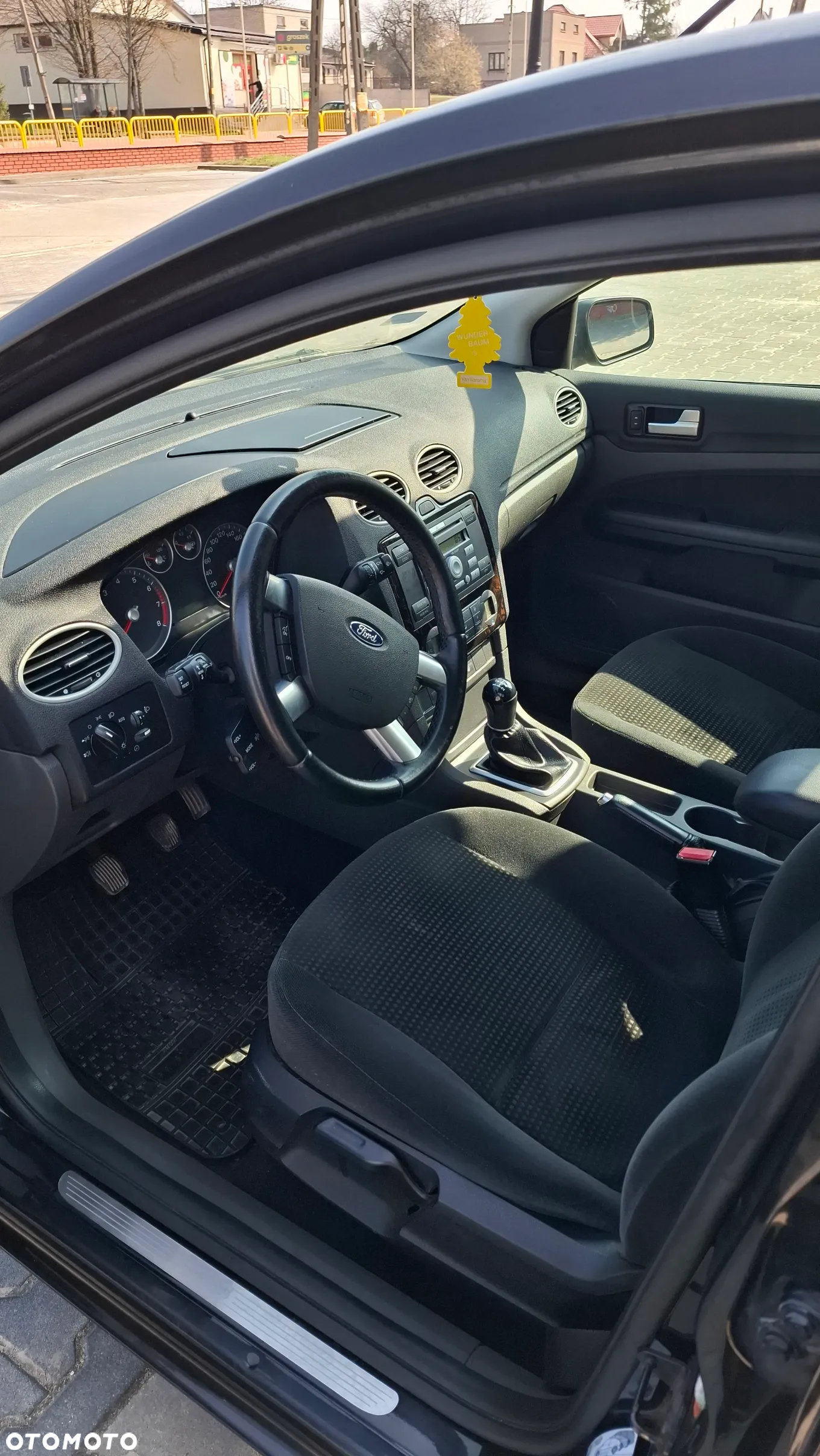 Ford Focus 1.6 Ti-VCT Ghia - 7