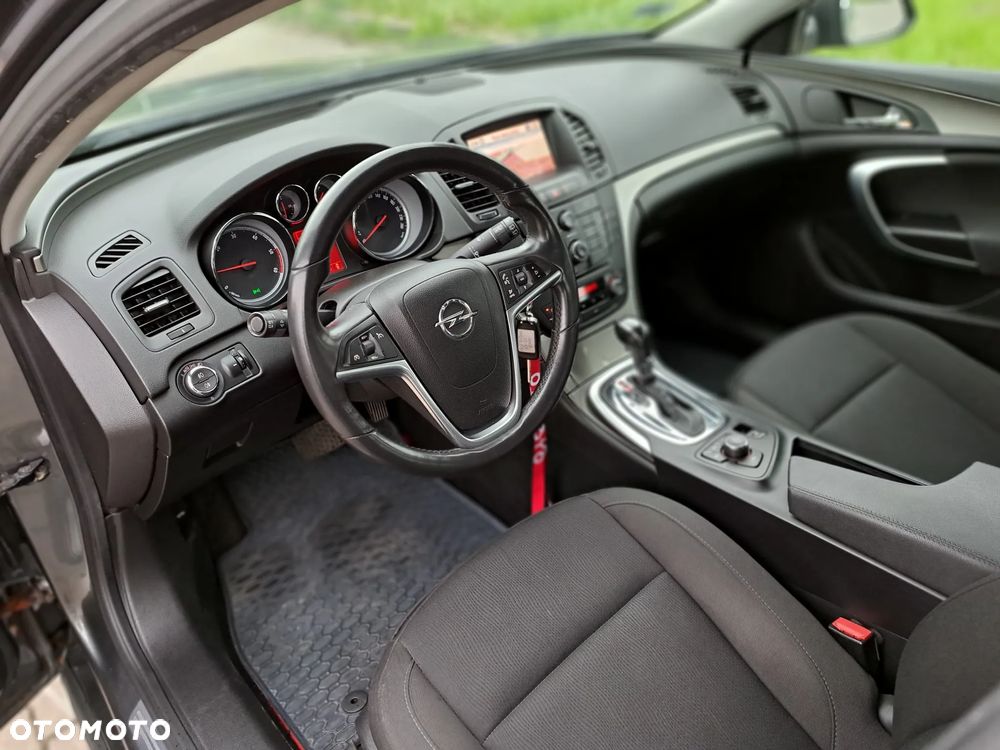 Opel Insignia - 14
