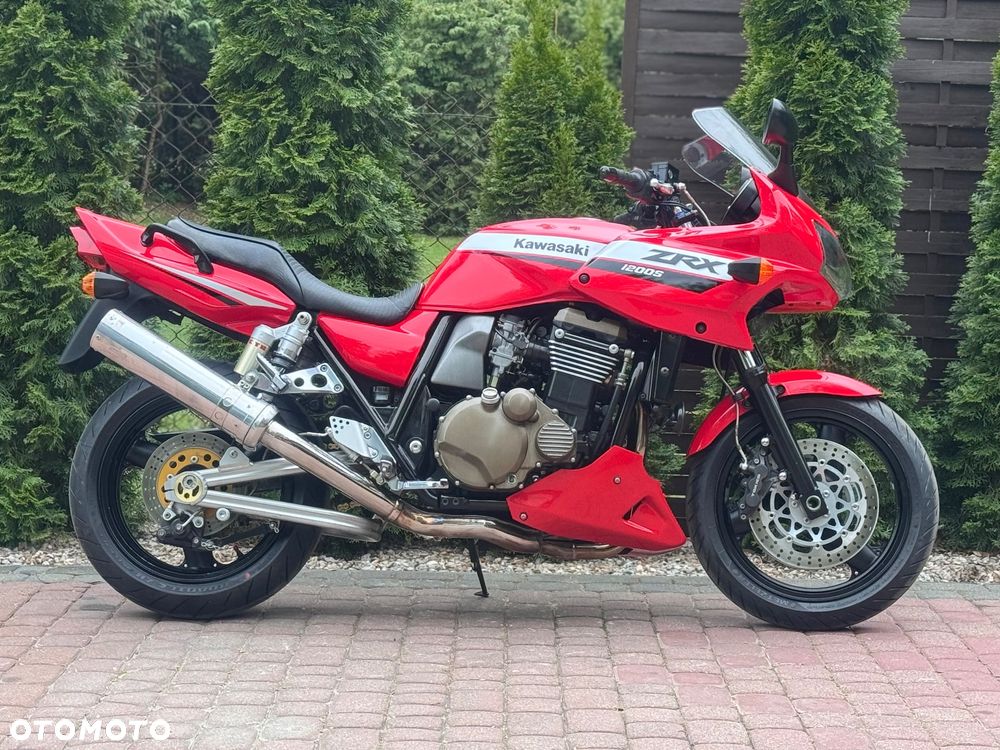 Kawasaki ZRX - 4