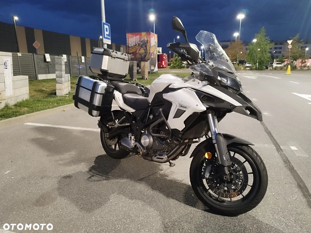 Benelli TRK 502 - 3