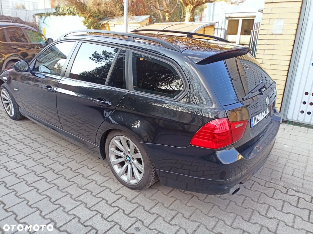BMW Seria 3 320i Edition Exclusive - 6