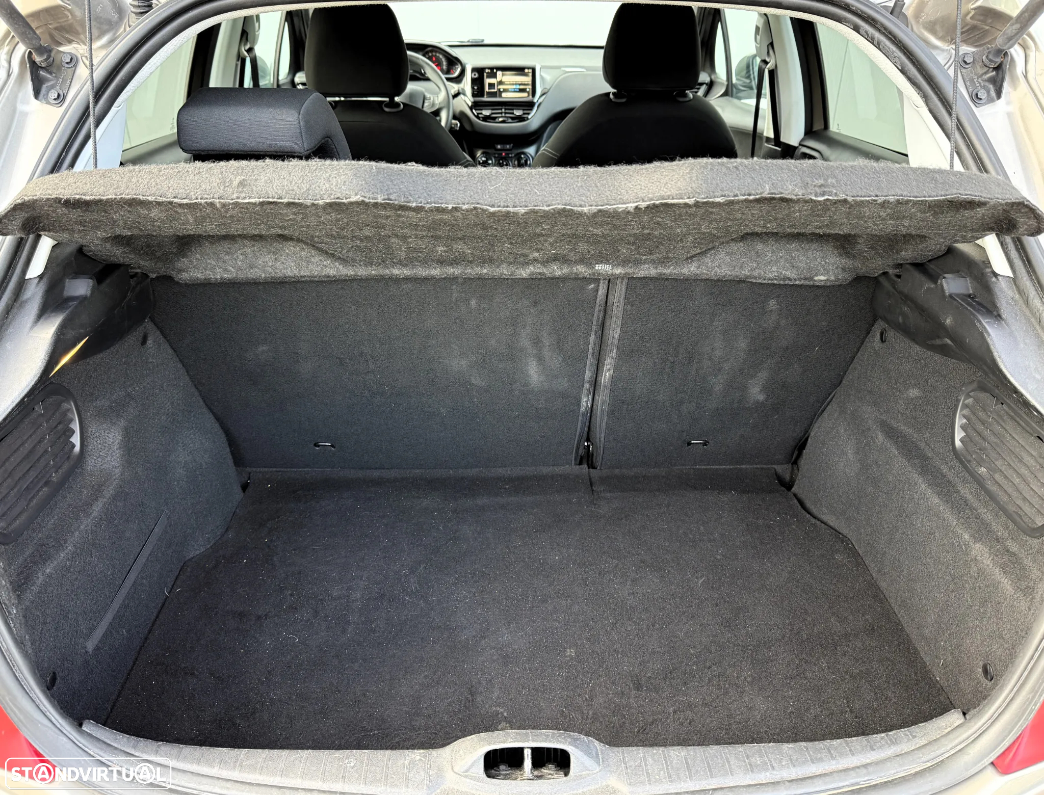 Peugeot 208 1.2 VTi Allure - 12