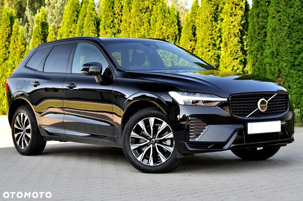 Volvo XC 60 B4 D Plus Dark - 8