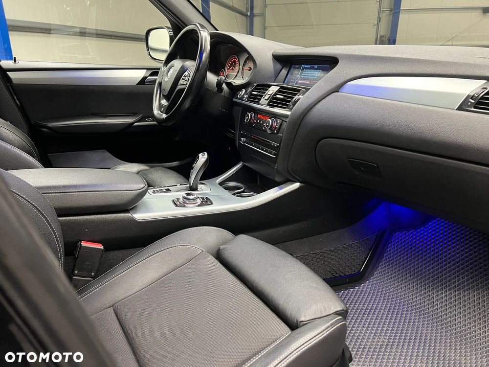 BMW X3 xDrive20d - 36