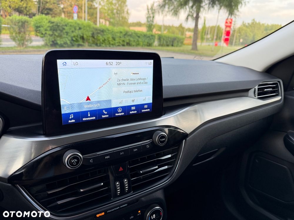 Ford Kuga 1.5 EcoBoost TITANIUM X - 20