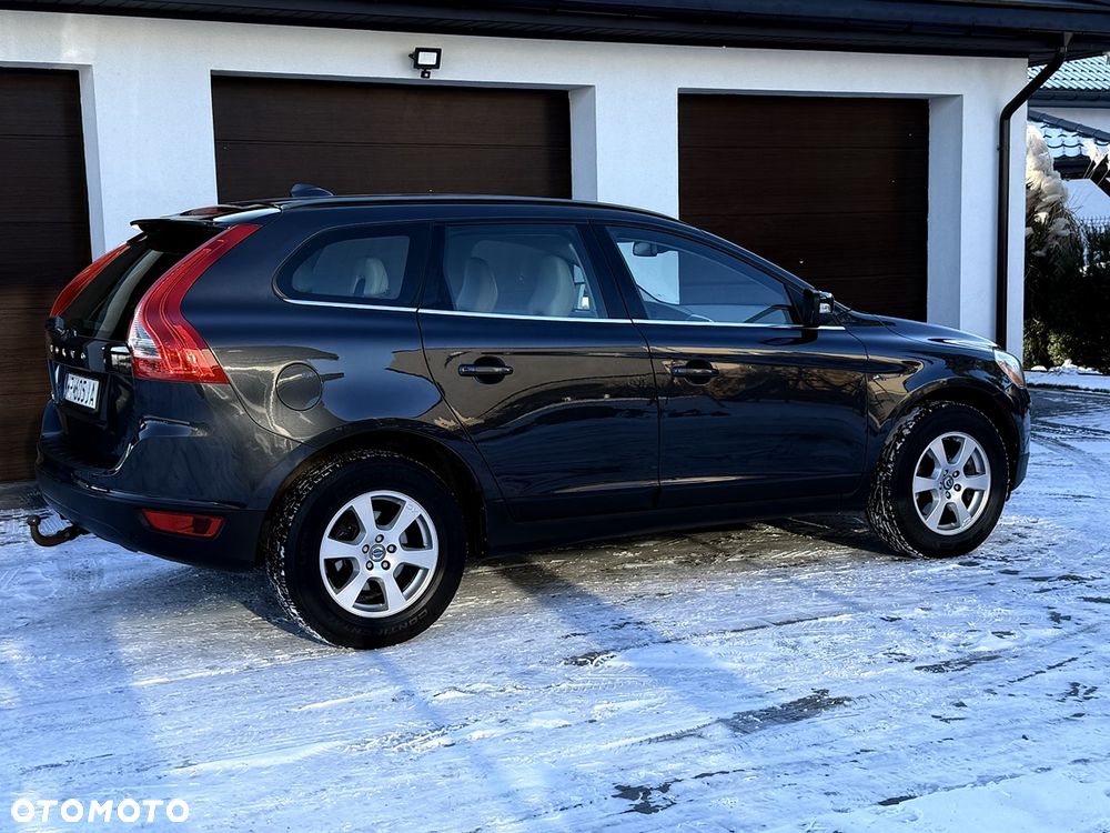 Volvo XC 60 DRIVe Momentum - 8