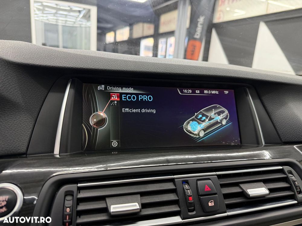 BMW Seria 5 525d xDrive Aut. Luxury Line - 16