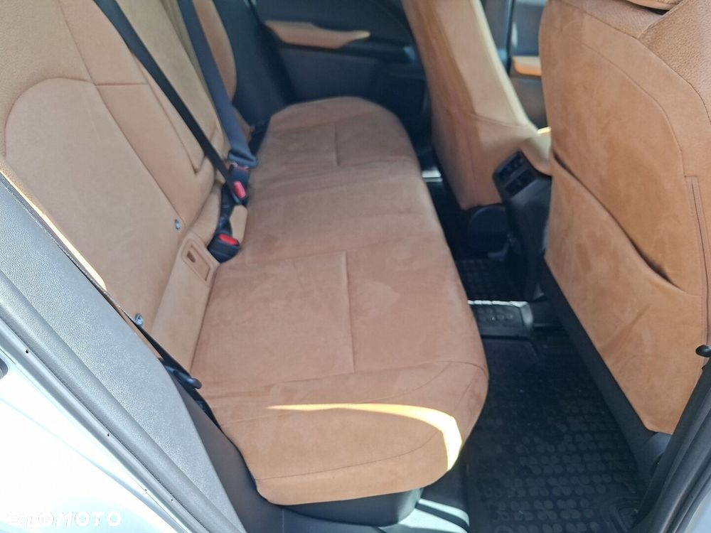 Lexus UX 250h GPF Business 2WD - 23