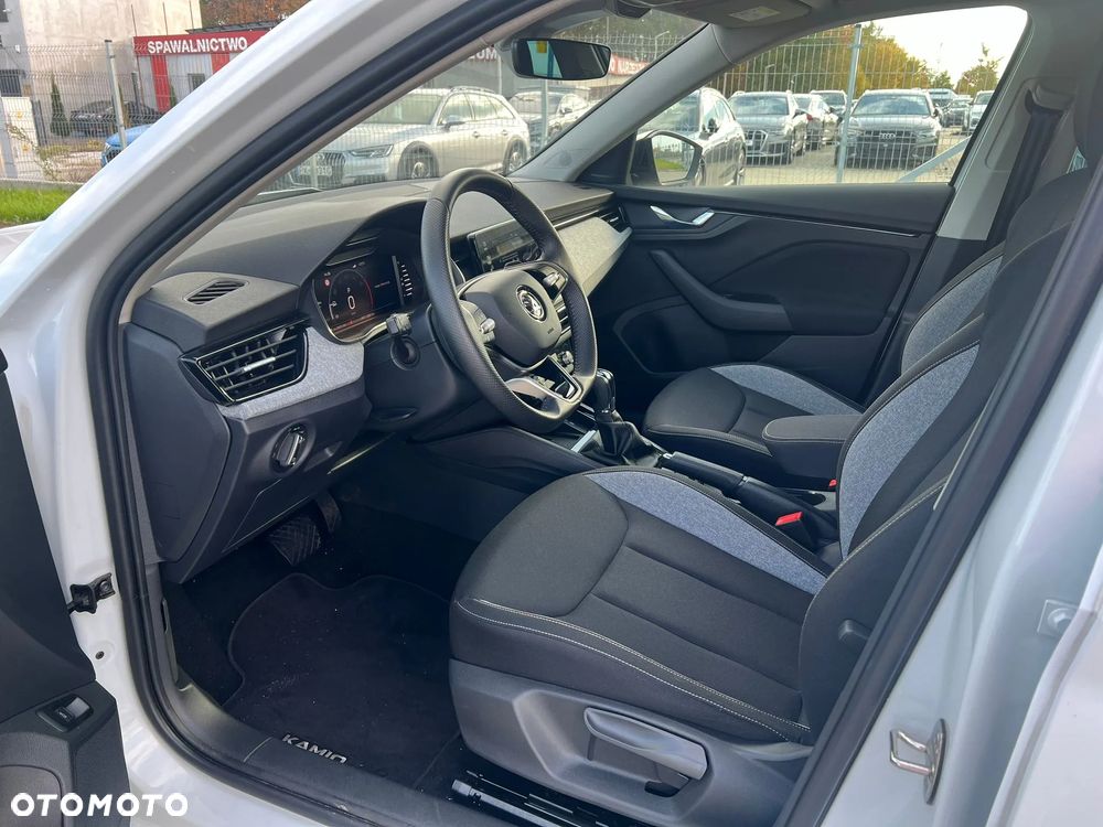 Skoda Kamiq 1.0 TSI Selection DSG - 25