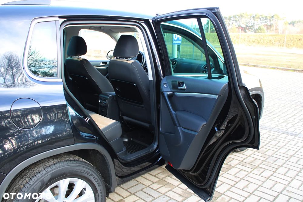 Volkswagen Tiguan - 33