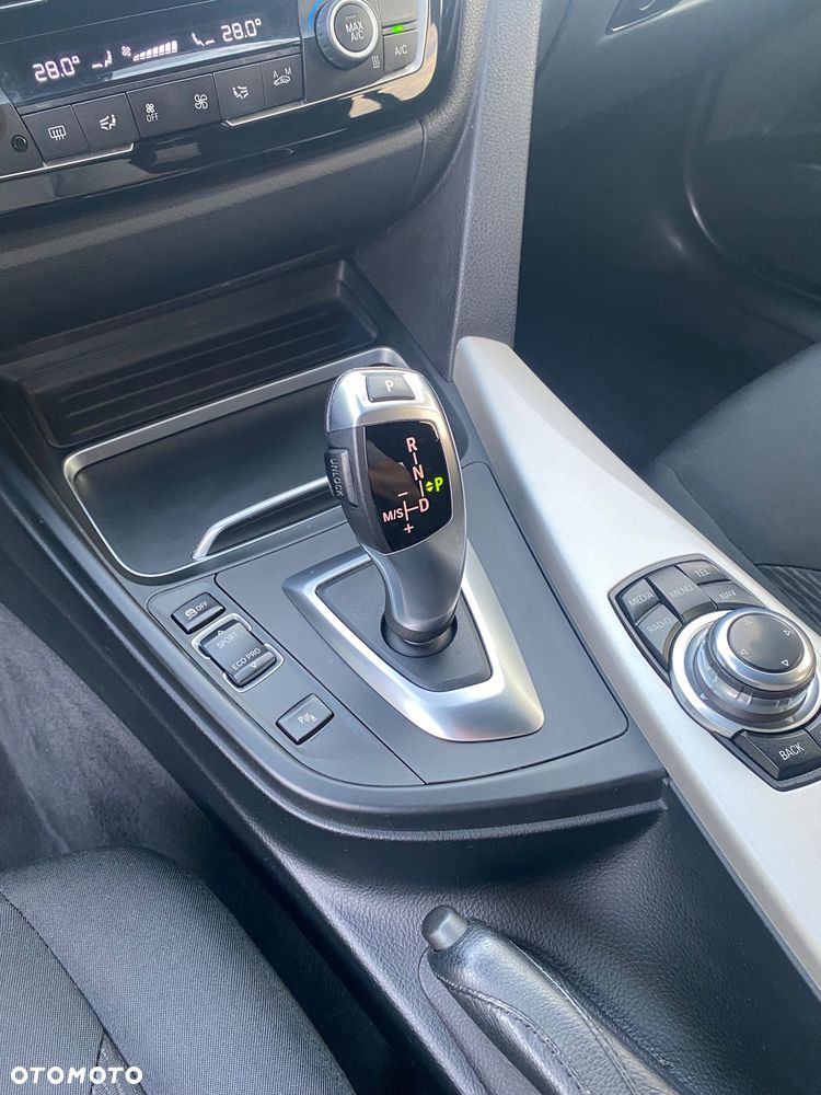 BMW Seria 3 - 16