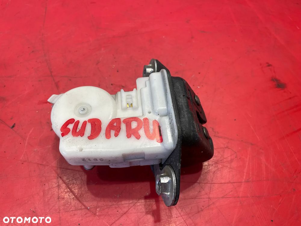 ZAMEK KLAPY TYŁ  SUBARU FORESTER 2008R - 1