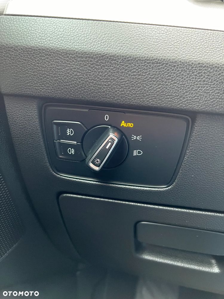 Volkswagen Passat 2.0 TDI BMT Comfortline - 19