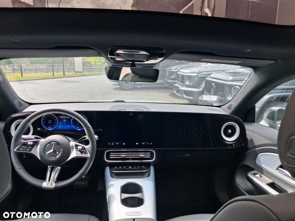 Mercedes-Benz CLA - 5