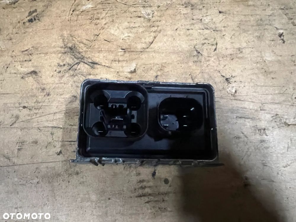 Przekaźnik moduł świec żarowych Opel Insignia A 2.0 CDTI 55574293 - 3