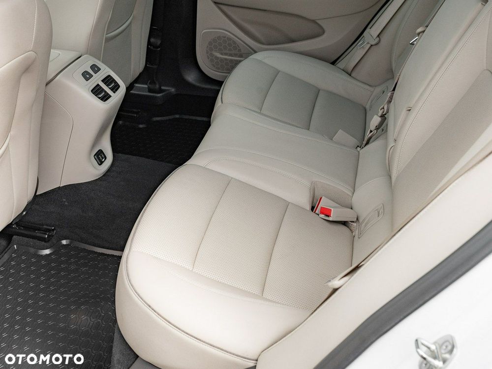 Opel Insignia 2.0 CDTI Innovation S&S - 27