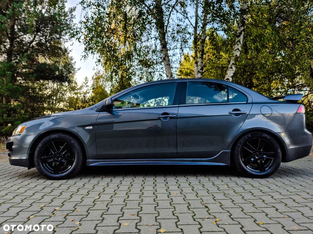 Mitsubishi Lancer - 14
