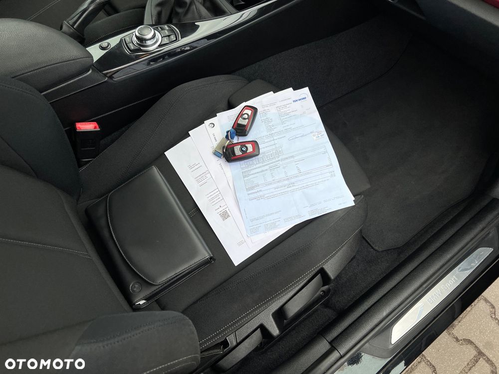 BMW Seria 1 114i Sport Line - 26