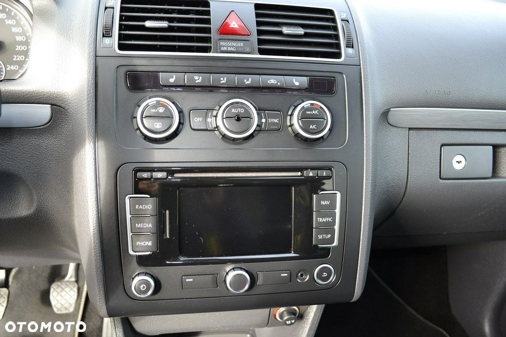 Volkswagen Touran 2.0 TDI DPF Life - 26