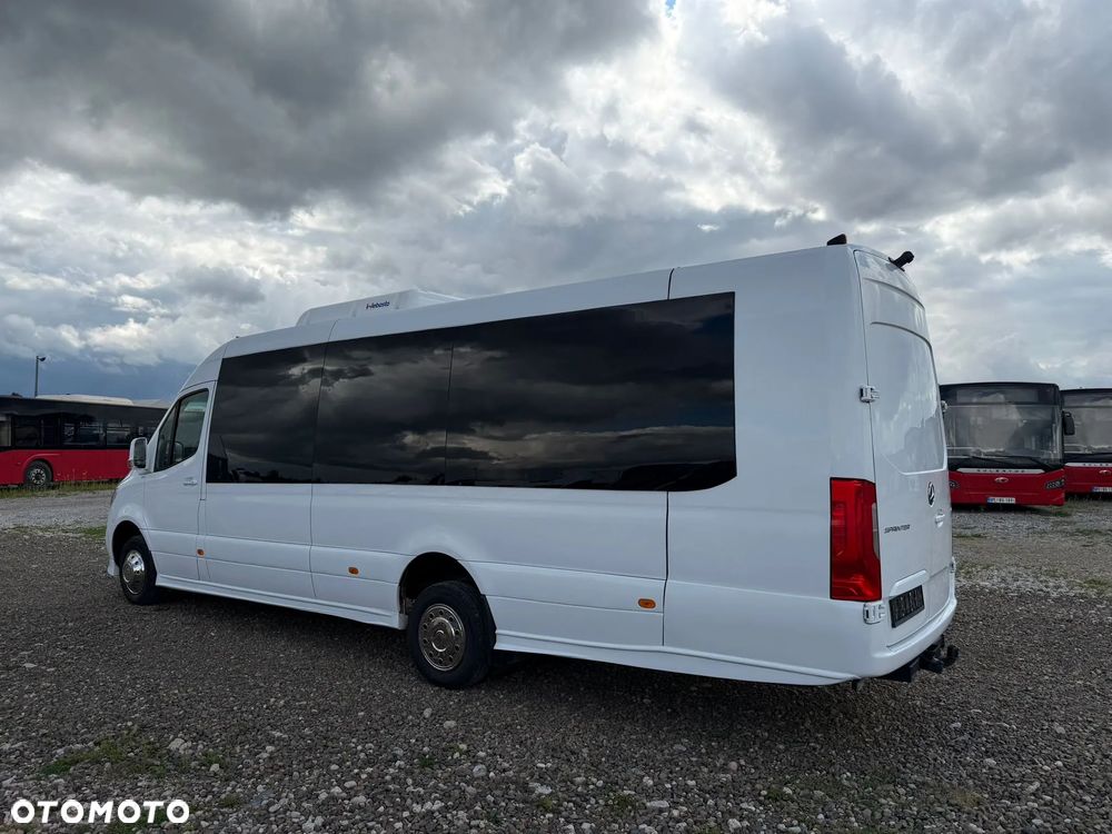 Mercedes-Benz Sprinter 519 - 8