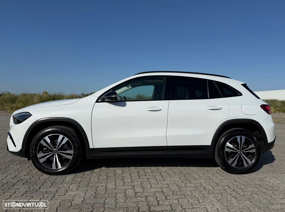Mercedes-Benz GLA 180 d Progressive - 23