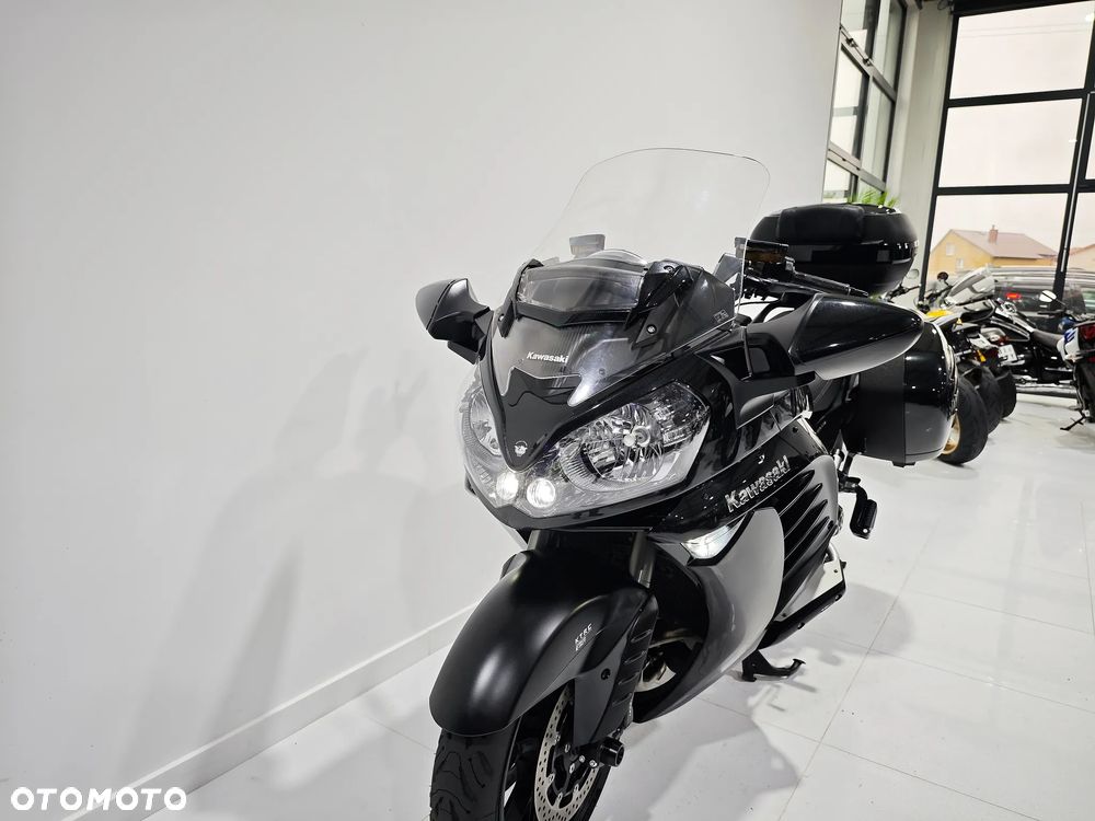Kawasaki GTR - 21