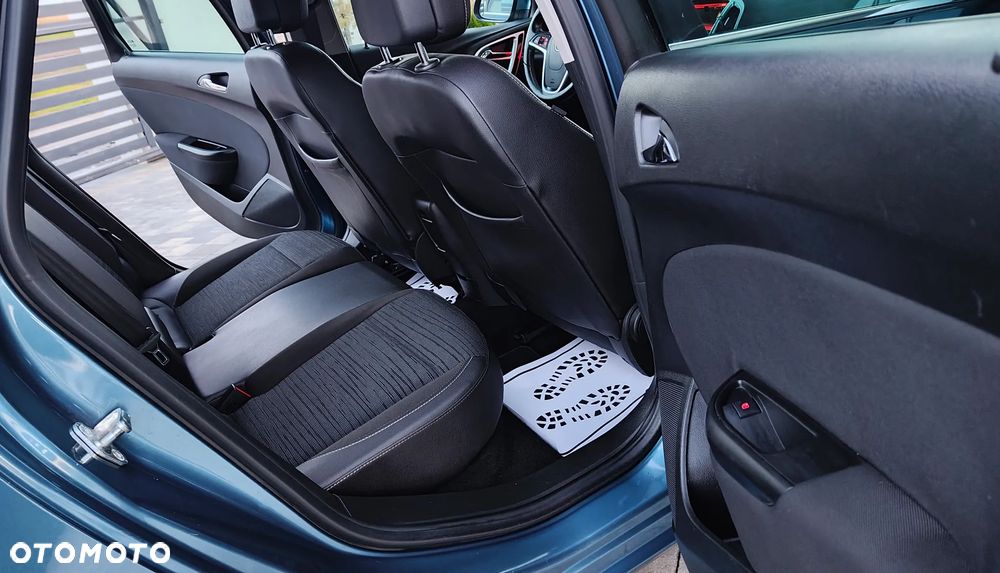 Opel Astra 1.4 Turbo ENERGY - 27