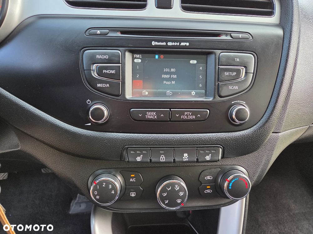 Kia Ceed - 22